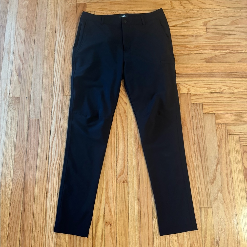 Roots Men's Black Pants